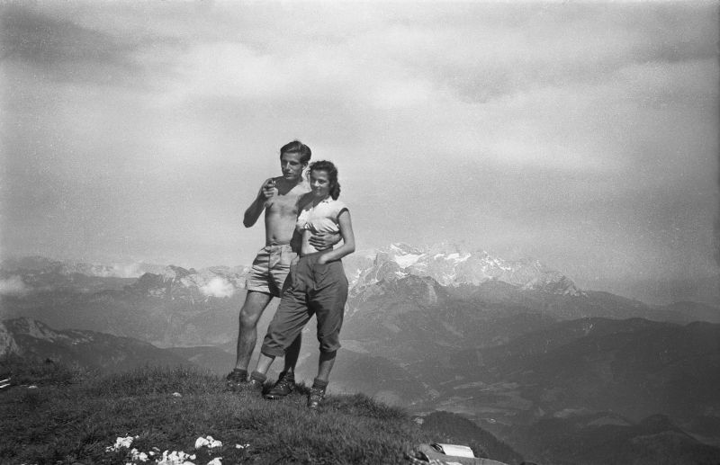 angela-kurt-mountain